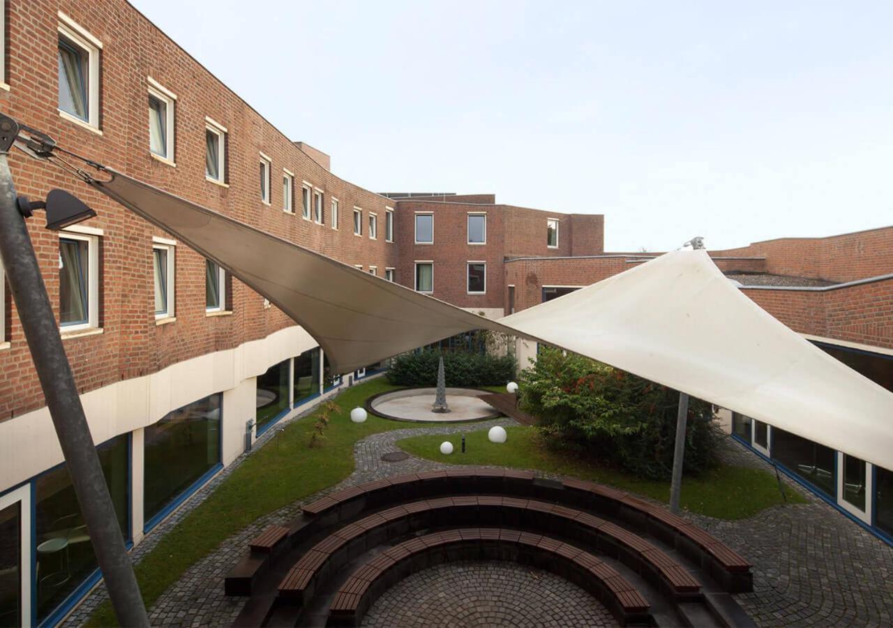 Katholische Akademie Hotel 2*
